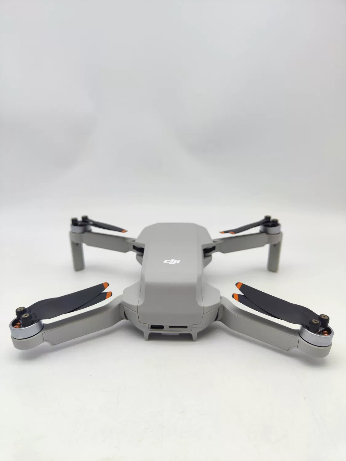 99% New (Mint) DJI mini4k Fly More Combo