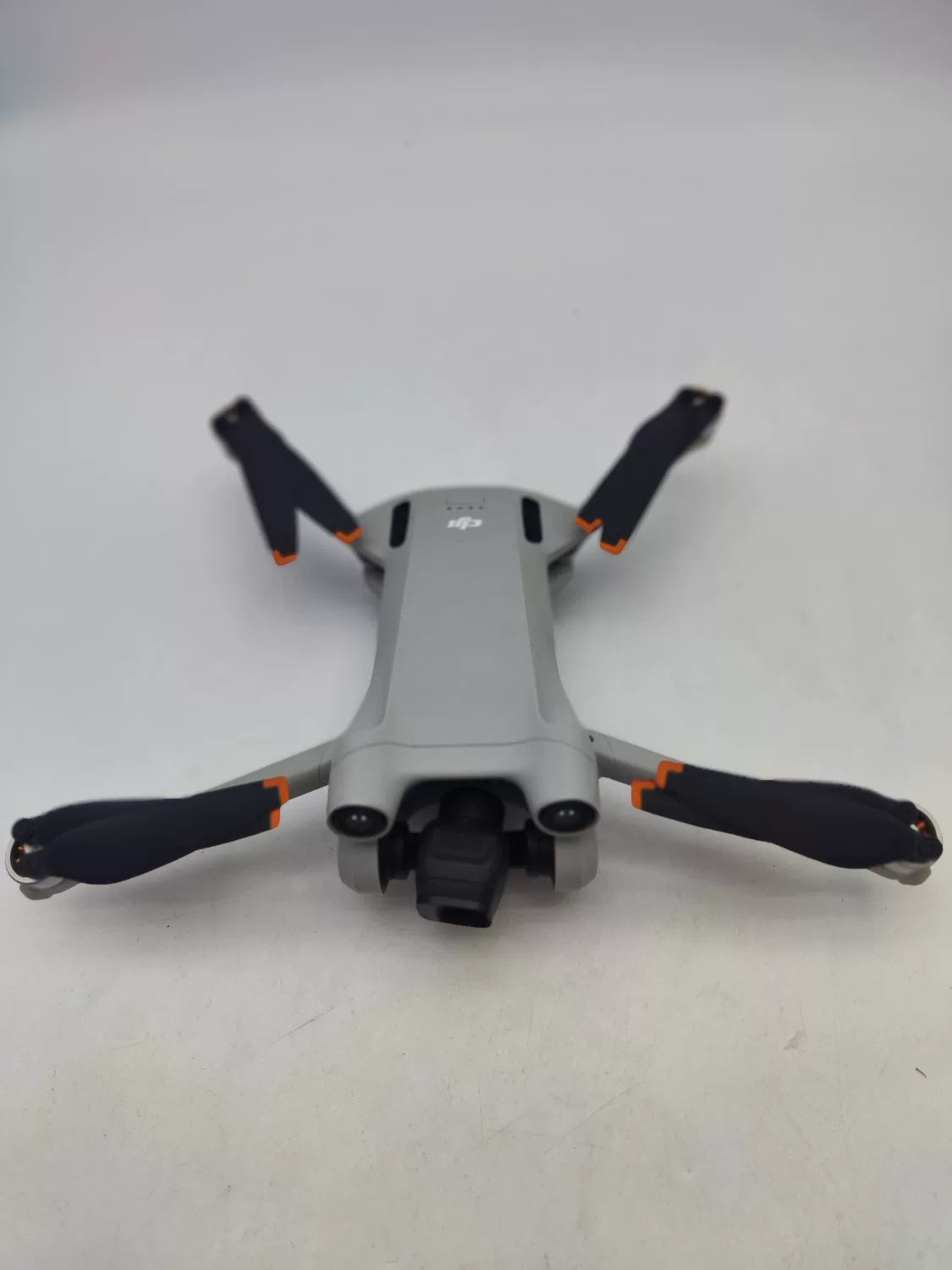 99% New (Mint) DJI mini3pro with Screen, Extended Battery Fly More Combo