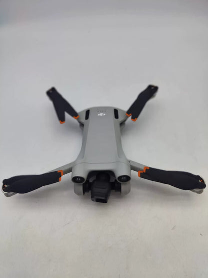 99% New (Mint) DJI mini3pro with Screen, Extended Battery Fly More Combo