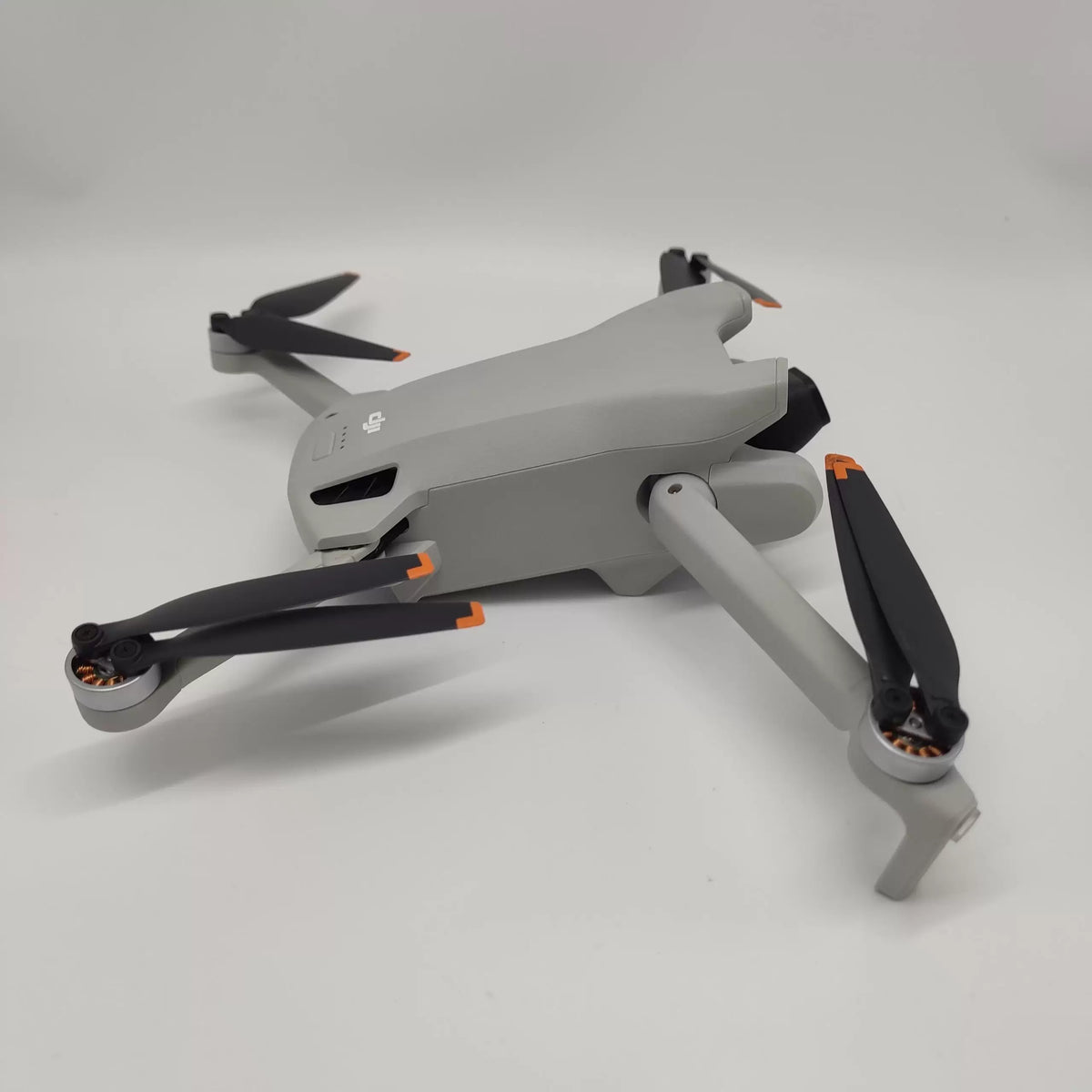 99% New (Mint) Mini 3 with Screen Extended-Cycle Fly More Combo