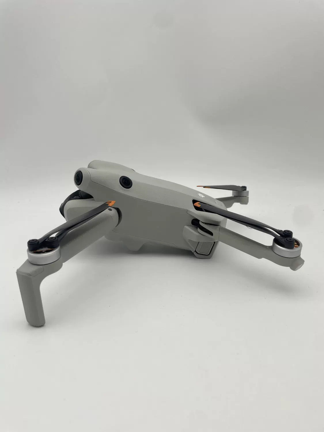 95% New (Like New) DJI Mini 4 pro with Screen, Extended Battery Fly More Combo with 2-Year