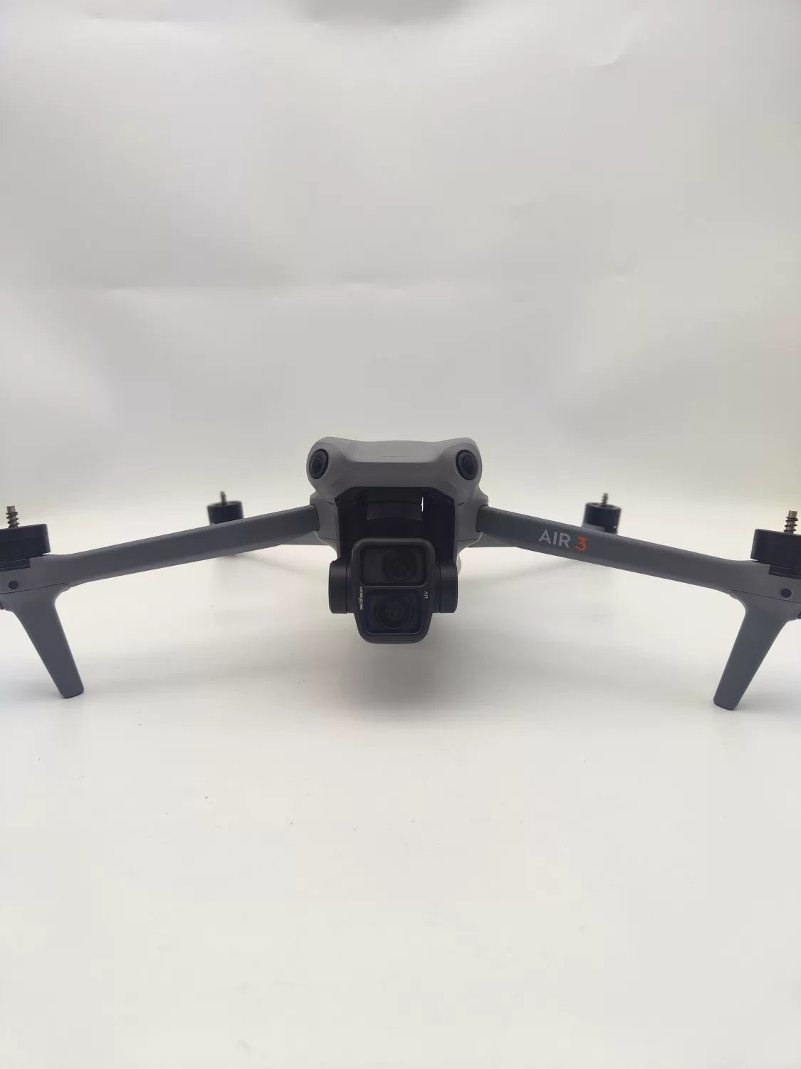 99% New (Mint) DJI Air3 Body Only