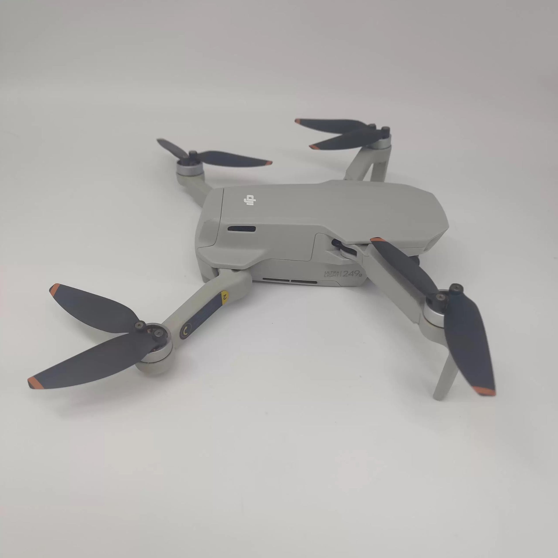 95% New (Like New) DJI Mini 2 SE Fly More Combo Under Warranty