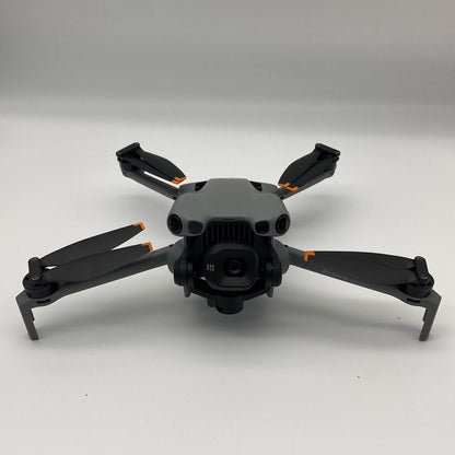DJI Mini 5 Pro Fly More Combo (DJI RC 2) - Excellent (95% New)