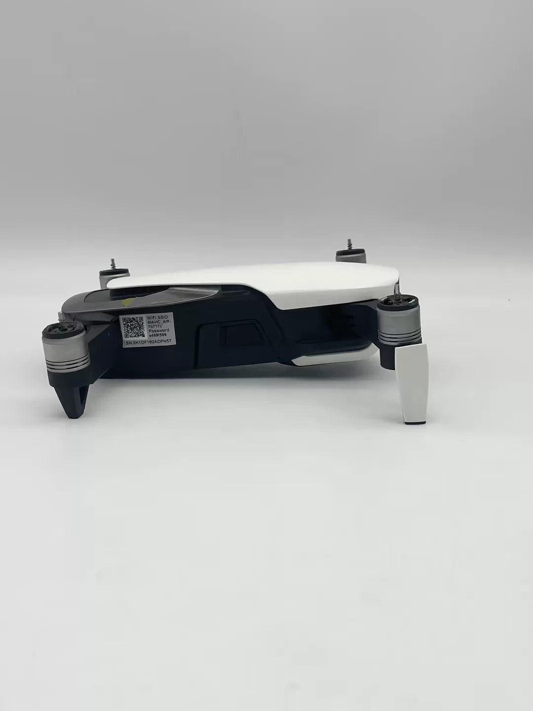 95% New (Like New) DJI Mavic Air Standard Combo