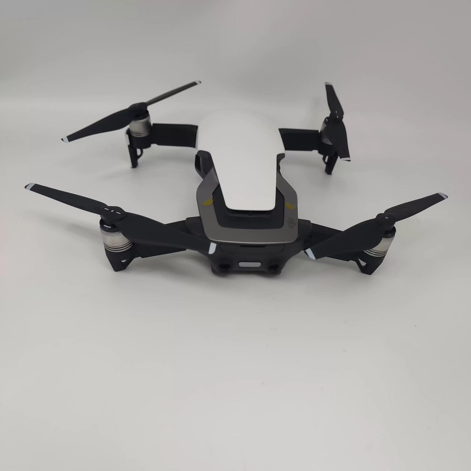 95% New (Like New) DJI AIR Standard Combo with Charging Hub