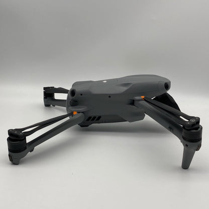 DJI Air 3S Fly More Combo مع جهاز تحكم عن بعد بشاشة و Care Refresh - ممتاز (95% جديد)