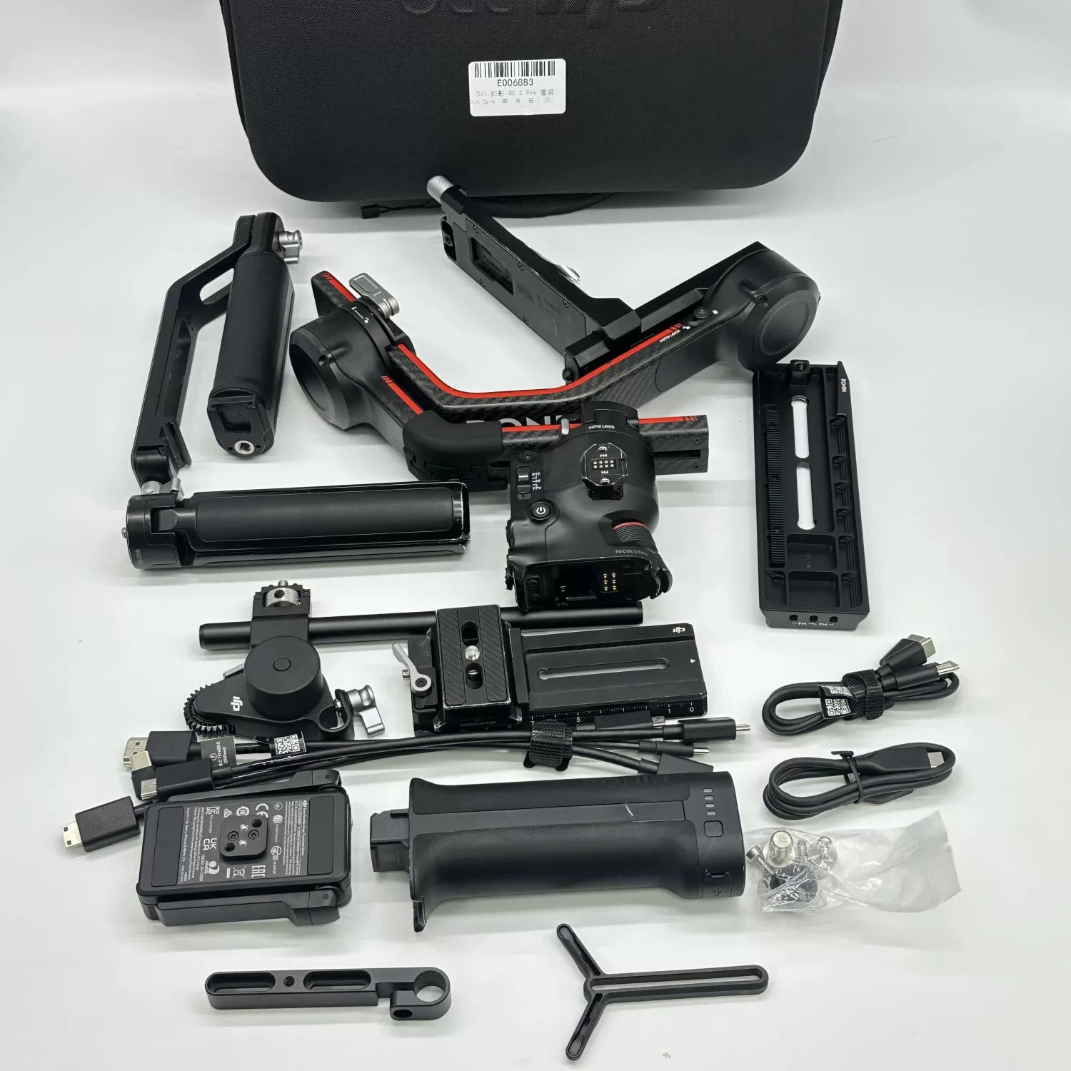 95% New (Like New) DJI RS 3 pro Combo Edition Handheld Stabilizer