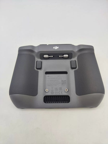 Brand New DJI air3 with Screen Fly More Combo with DJI Care Refresh