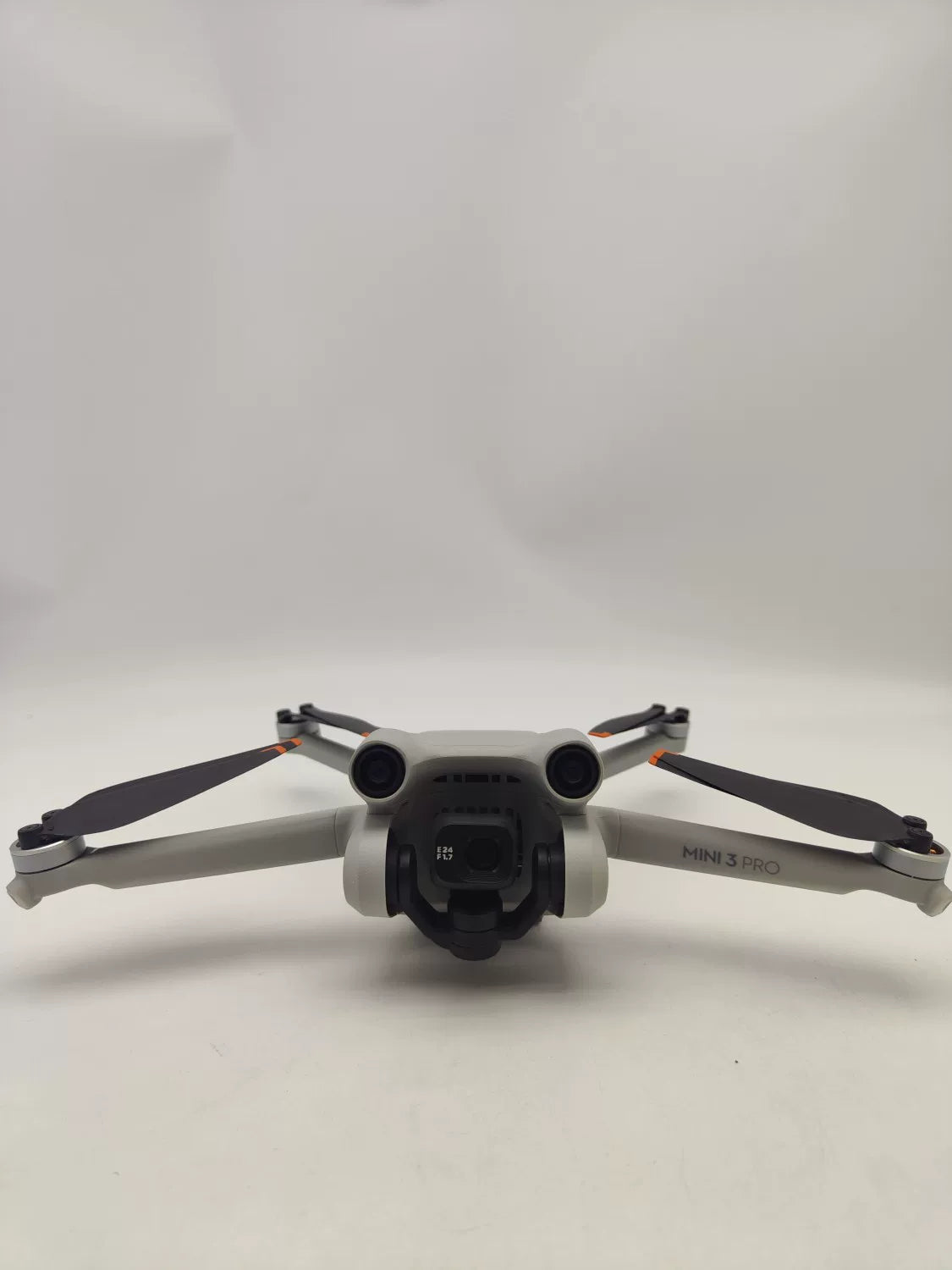 99% New (Mint) DJI mini3pro with Screen Fly More Combo