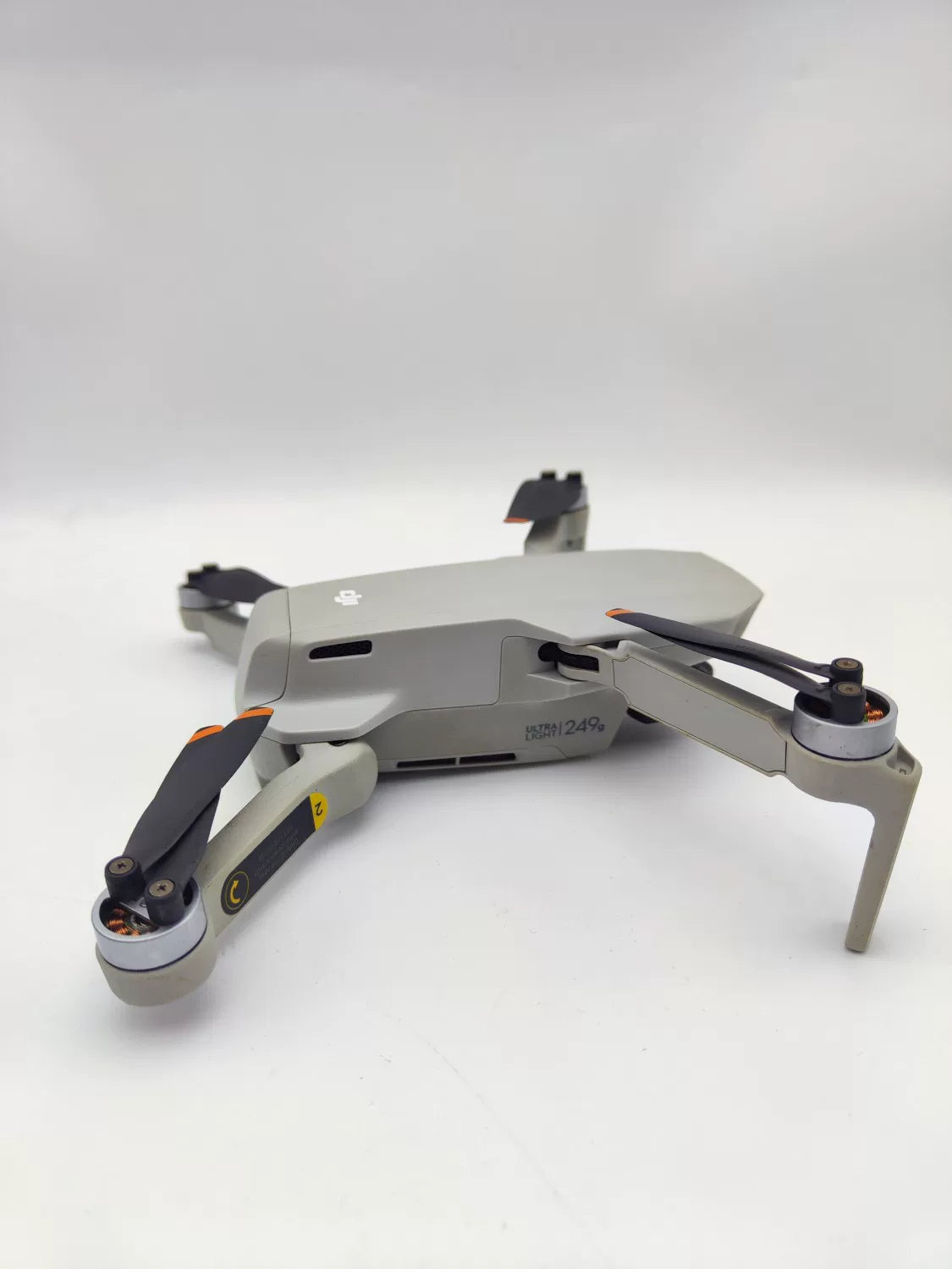 95% New (Like New) DJI Mini2 Fly More Combo