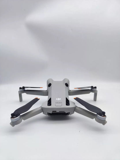 99% New (Mint) DJI mini4pro with Screen Fly More Combo
