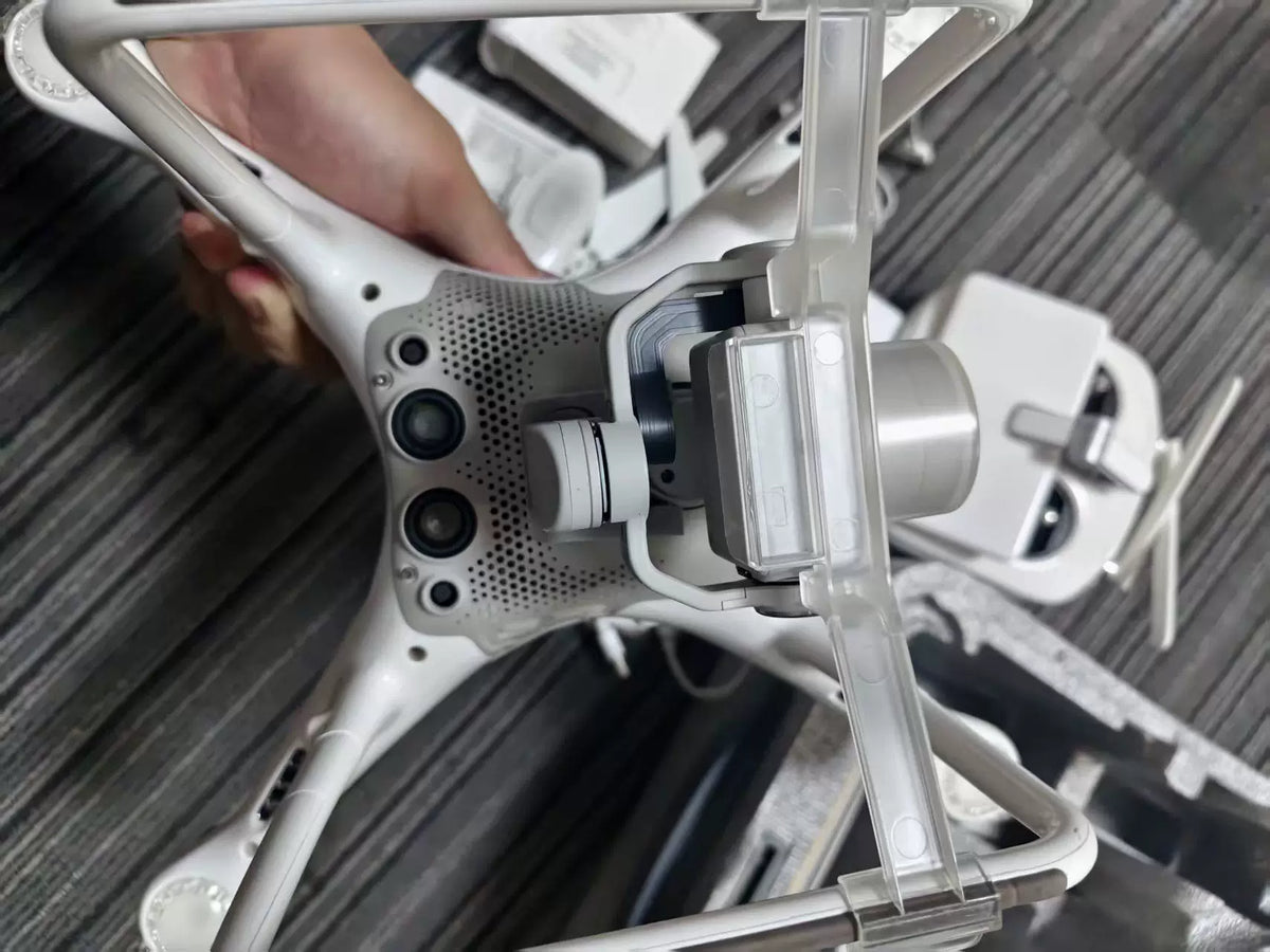 95% New (Like New) DJI Phantom 4 – photo 5