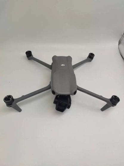 DJI Air 3 with Screen Fly More Combo