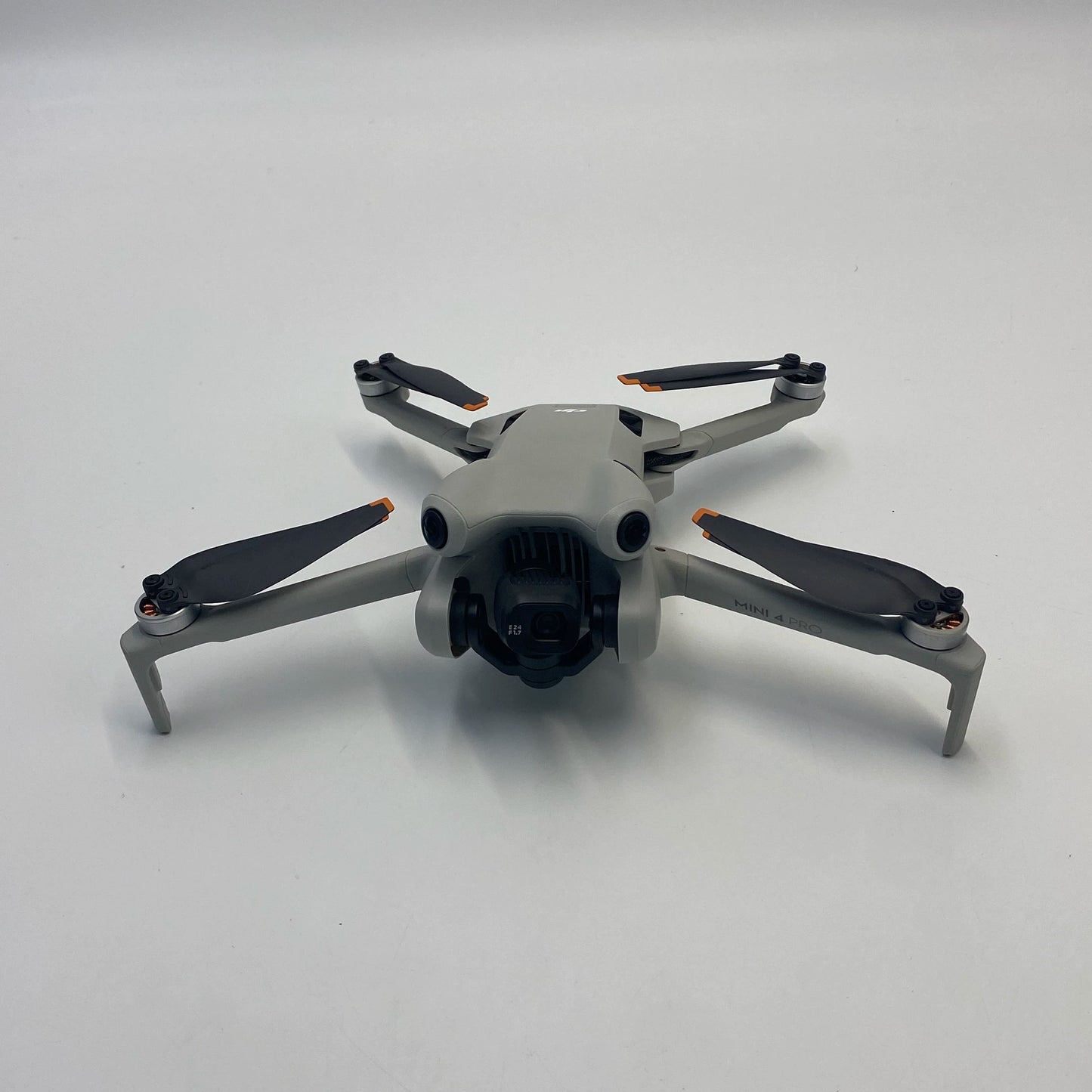 DJI Mini 4 Pro with Screen Remote Fly More Combo and Module - Excellent (95% New)