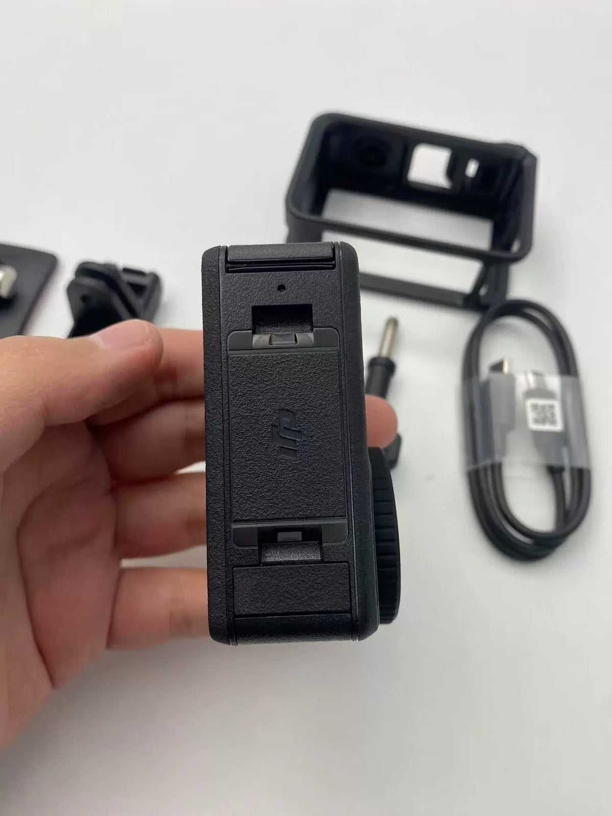 99% New (Mint) DJI Osmo Action 5 Pro – photo 2