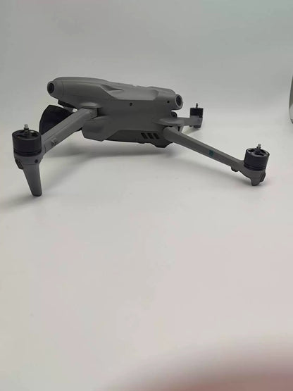 DJI Air 3 with Screen Fly More Combo
