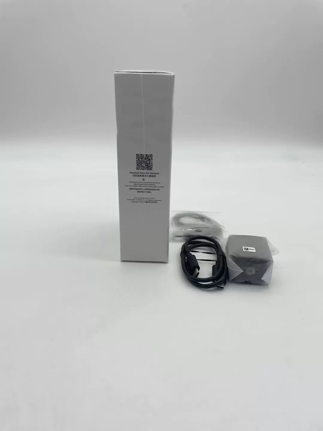 Brand New DJI Osmo Pocket 3 Standard Combo