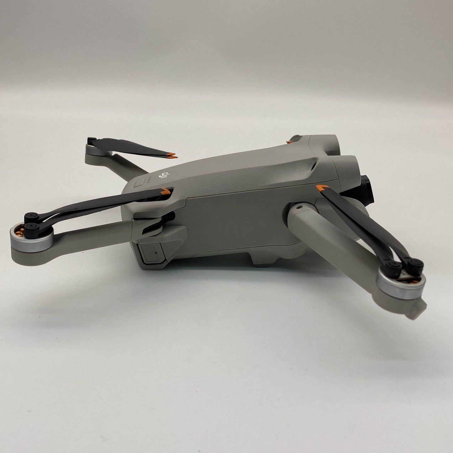 DJI Mini 3 Pro with Screen Remote Triple Long Range Battery Kit - Very Good (90% New)