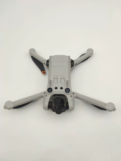 95% New (Like New) DJI Mini3pro with Screen Fly More Combo