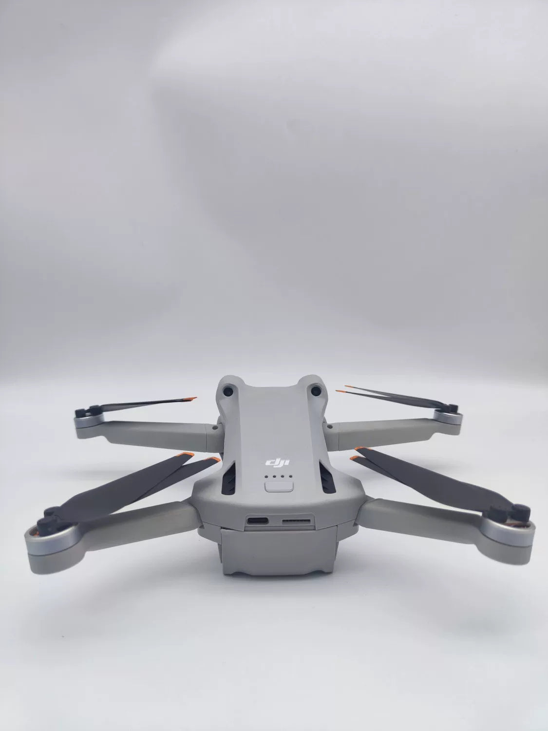 95% New (Like New) DJI mini3pro with Screen Dual Battery
