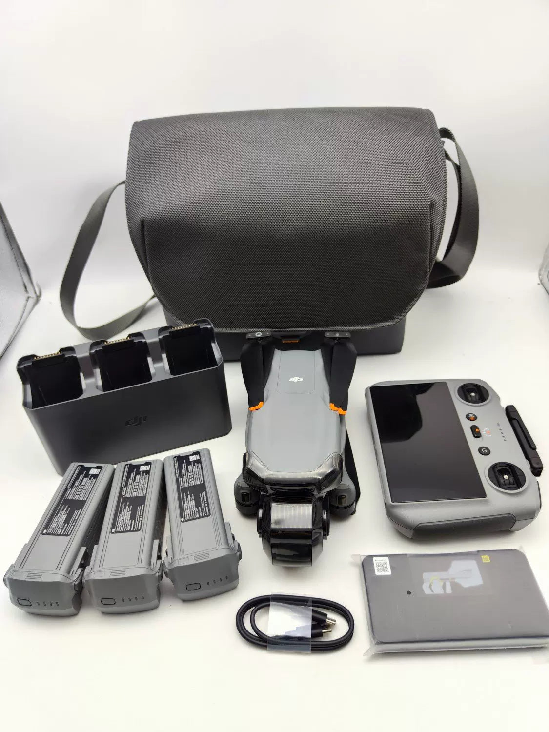 99% New (Mint) DJI air3s with Screen Fly More Combo with 2-Year DJI Care Refresh
