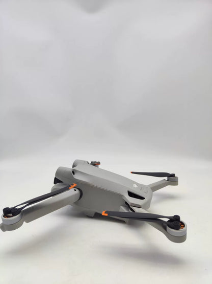 95% New (Like New) DJI mini3pro Extended Battery Fly More Combo