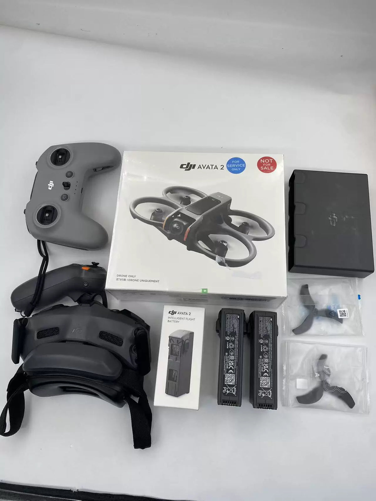 99% New (Mint) DJI Avata 2 Fly More FPV Combo – photo 1