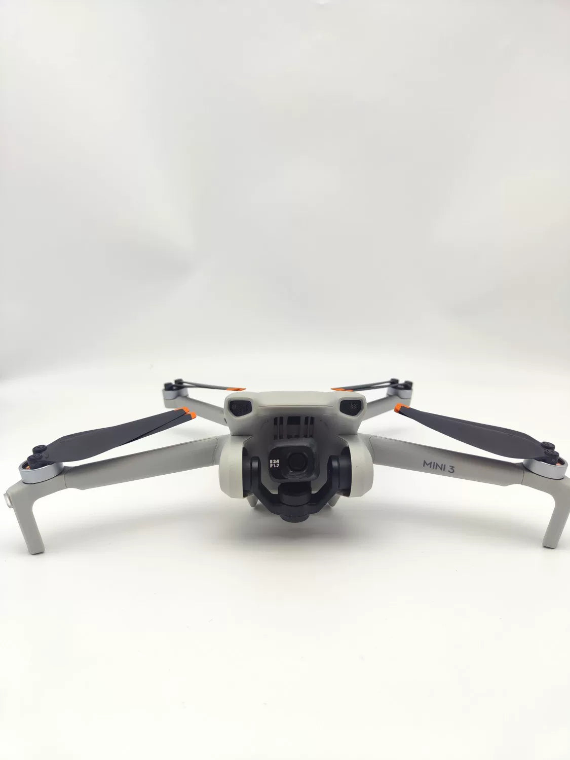 99% New (Mint) DJI mini3 with Screen Fly More Combo with DJI Care Refresh