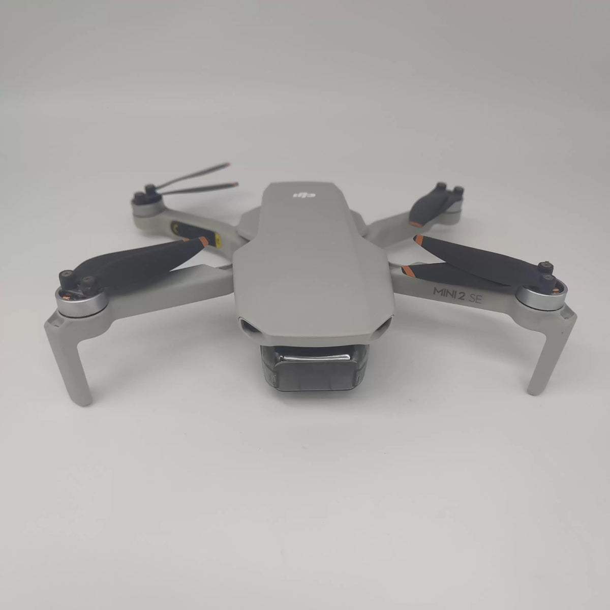 95% New (Like New) DJI Mini 2 SE Fly More Combo Under Warranty