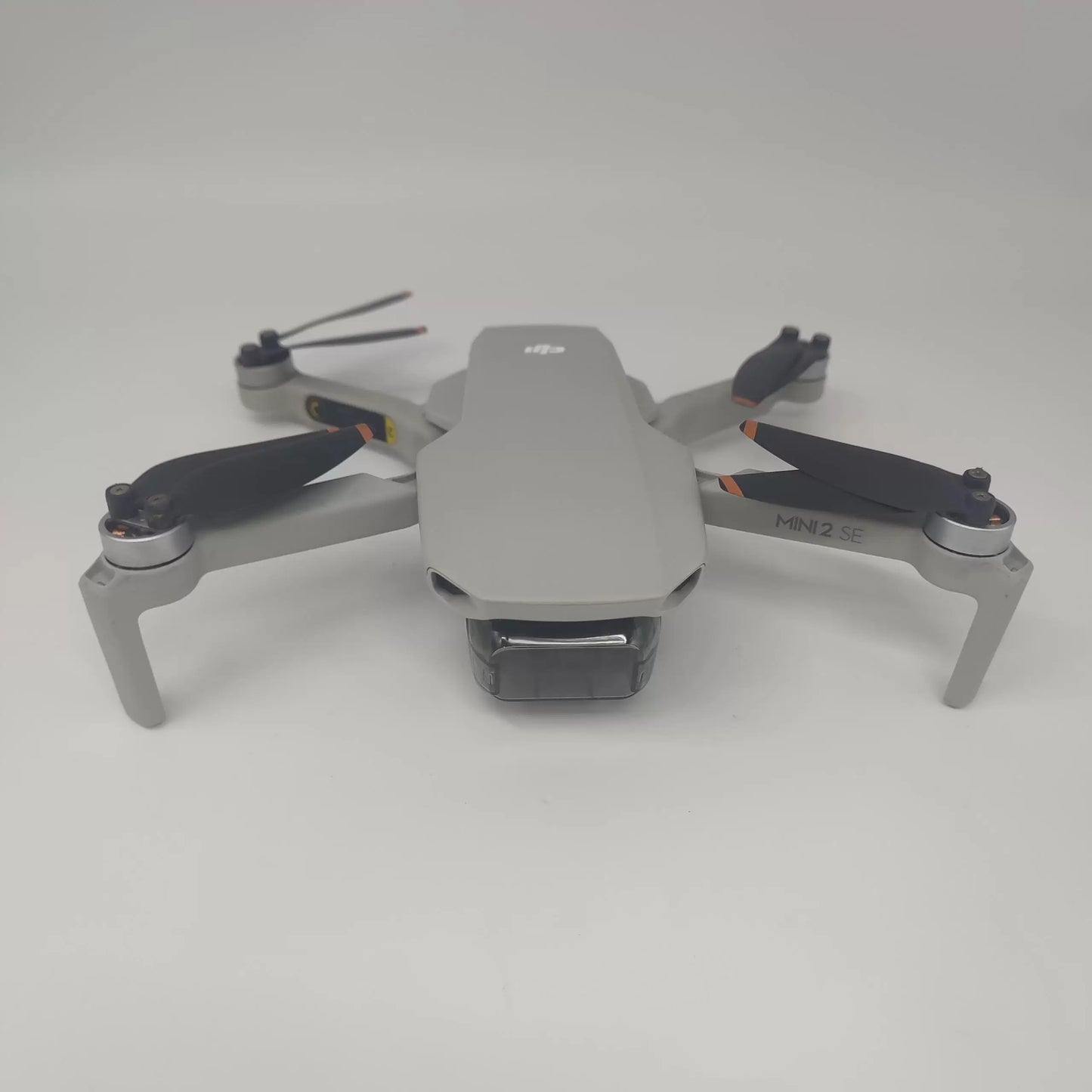95% New (Like New) DJI Mini 2 SE Fly More Combo Under Warranty
