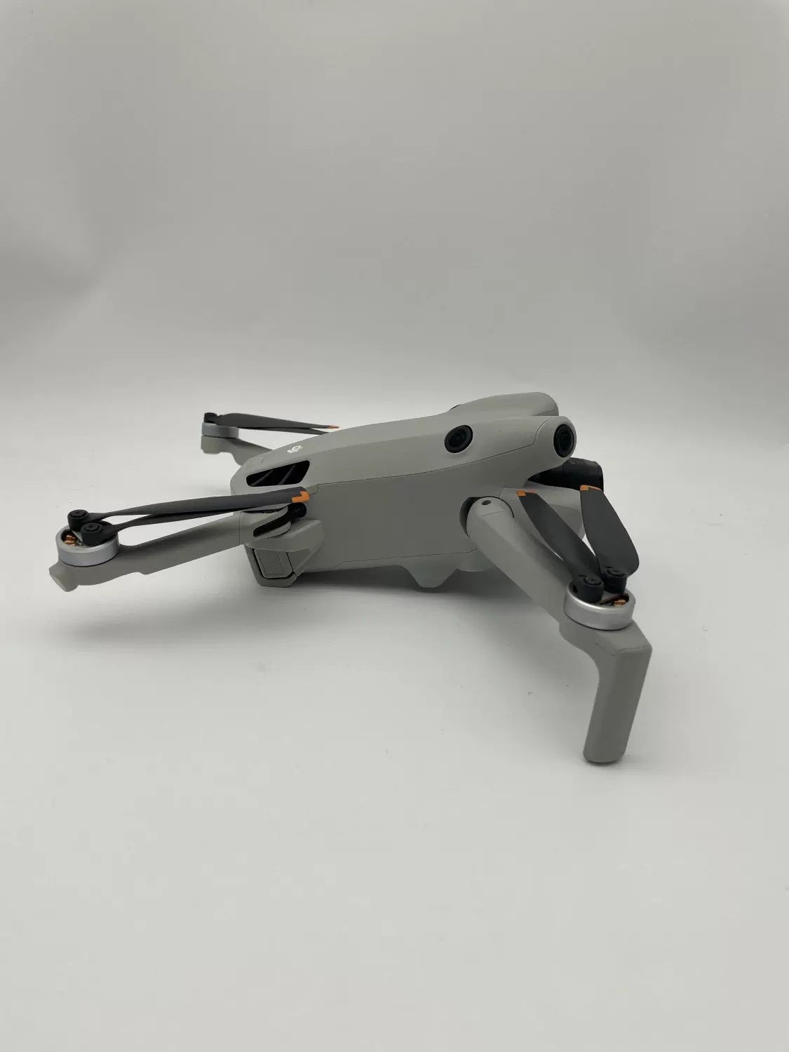 99% New (Mint) DJI Mini4pro with Screen, Extended Battery Fly More Combo with
