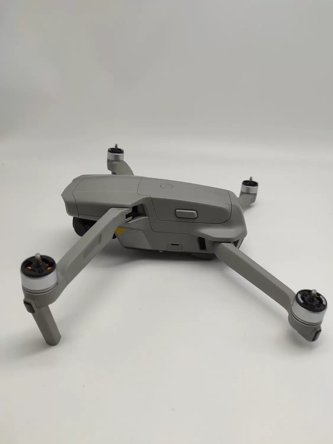 95% New (Like New) DJI Air 2 Fly More Combo