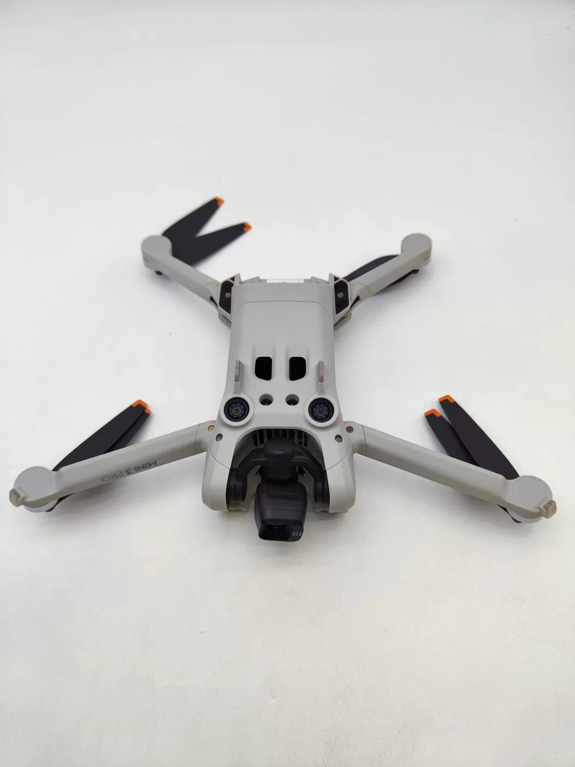 99% New (Mint) DJI mini3pro with Screen, Extended Battery Fly More Combo