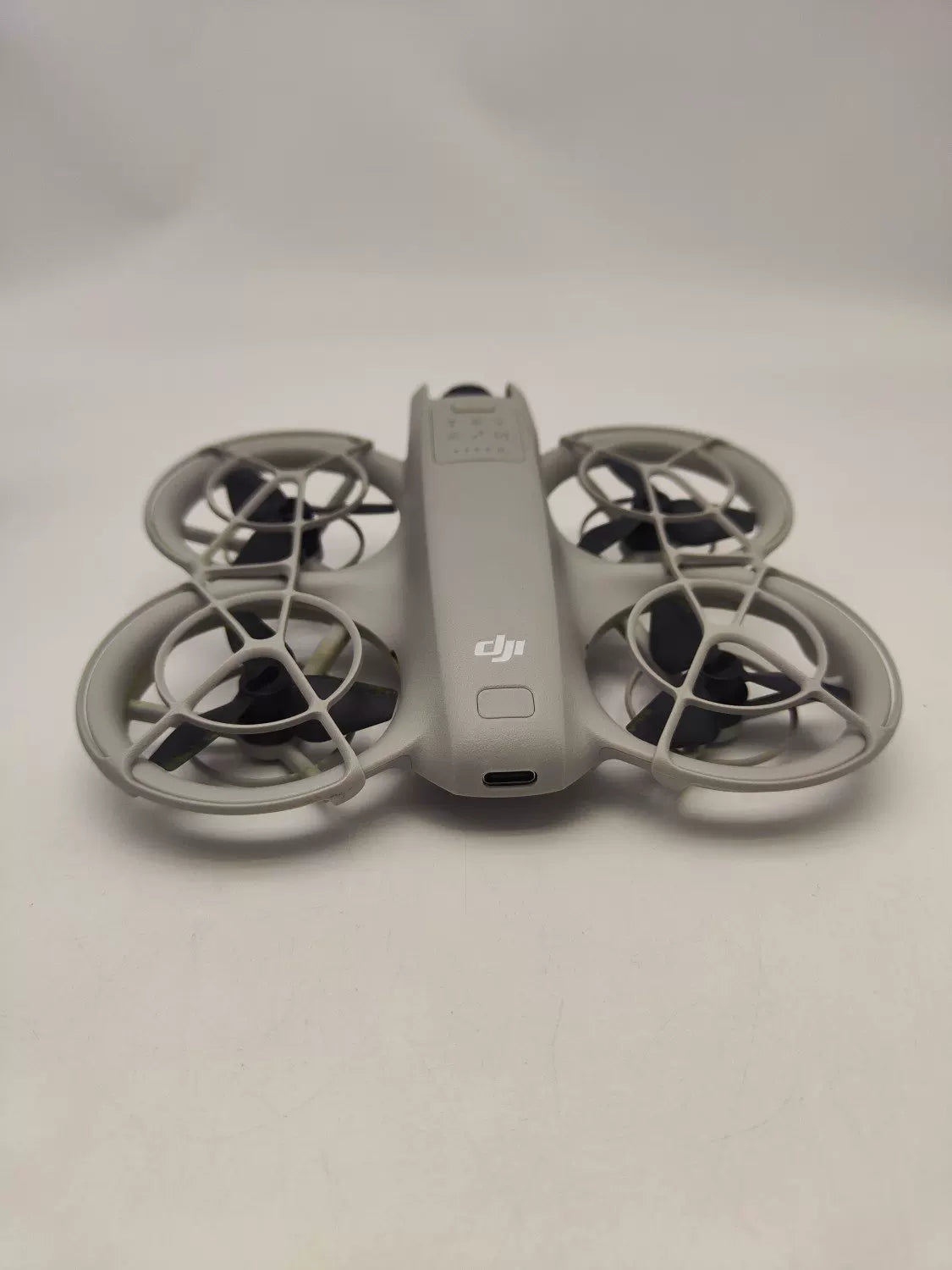 95% New (Like New) DJI neo Motion-Control Fly More Combo with 2-Year DJI Care Refresh