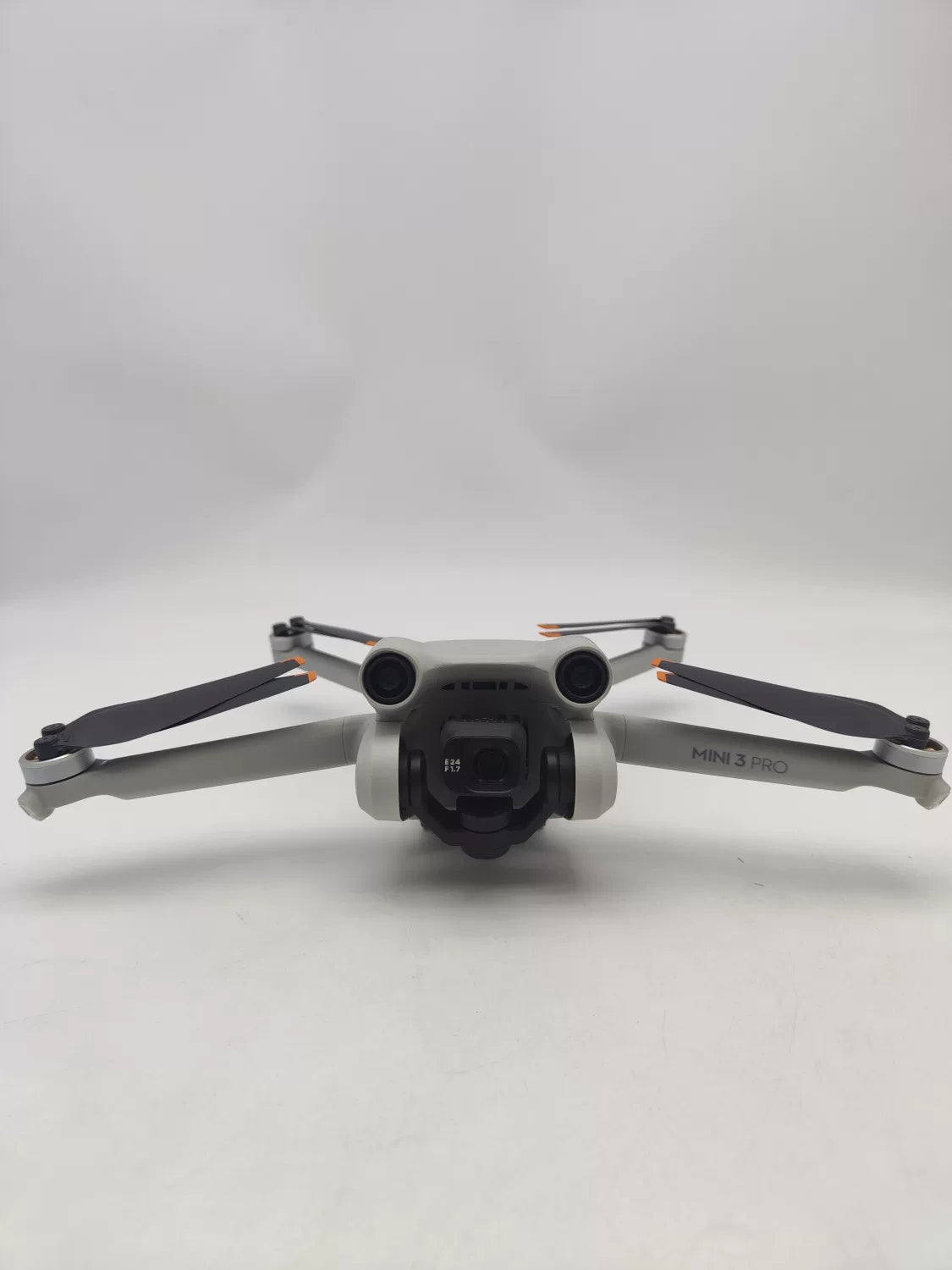 99% New (Mint) DJI mini3pro with Screen Fly More Combo with DJI Care Refresh