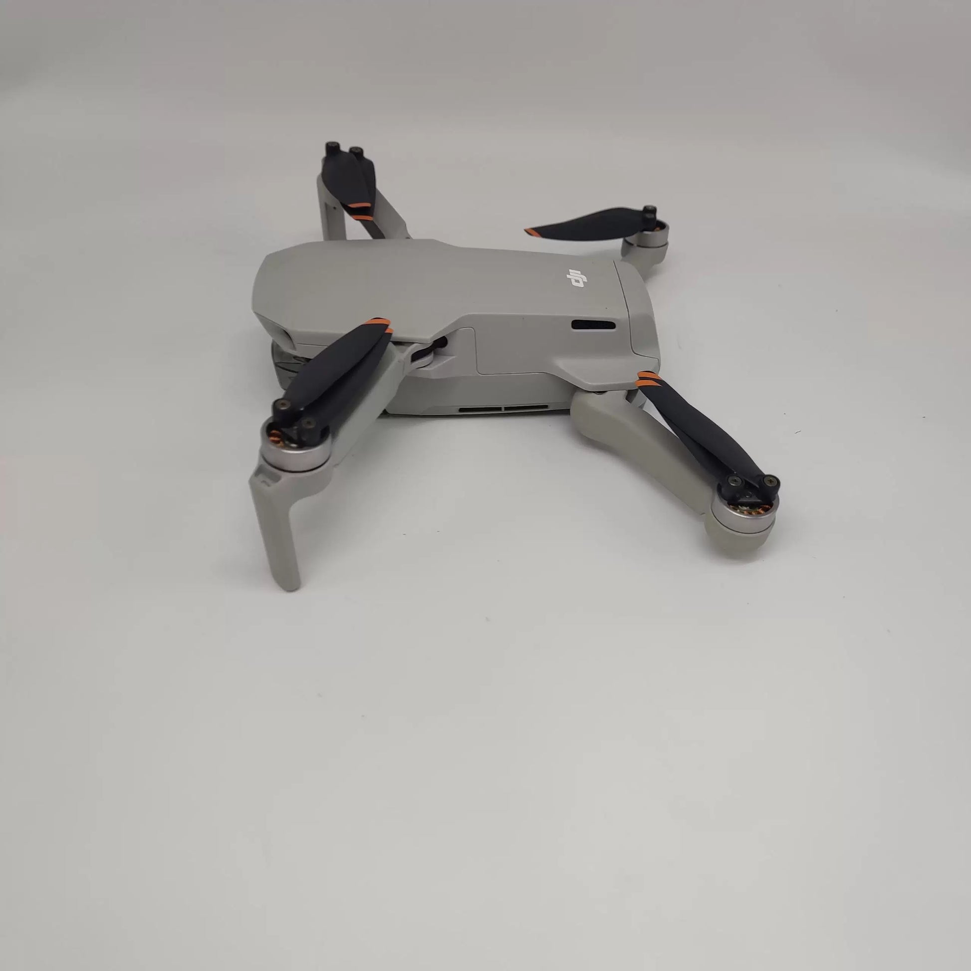 95% New (Like New) DJI Mini 2 Fly More Combo