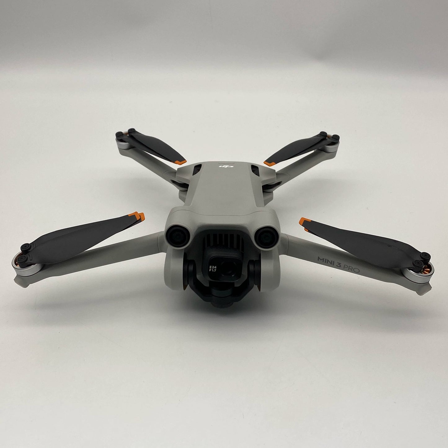 DJI Mini 3 Pro with Screen Remote Long Range Kit - Excellent (95% New)