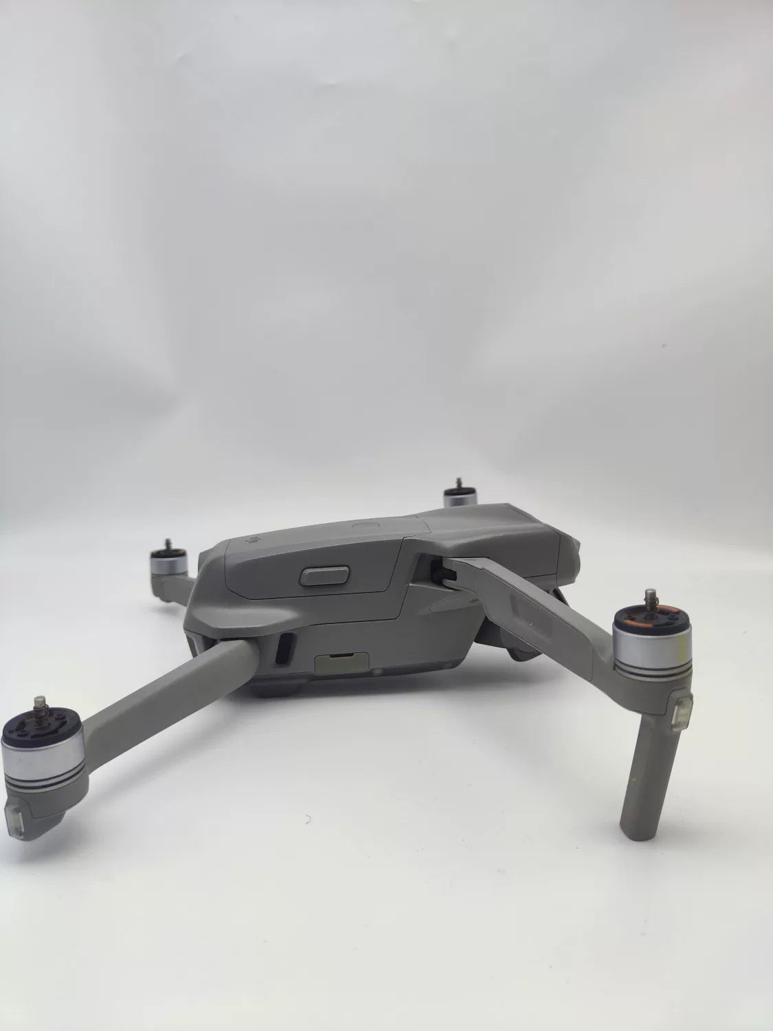 95% New (Like New) DJI air2s Fly More Combo with DJI Care Refresh