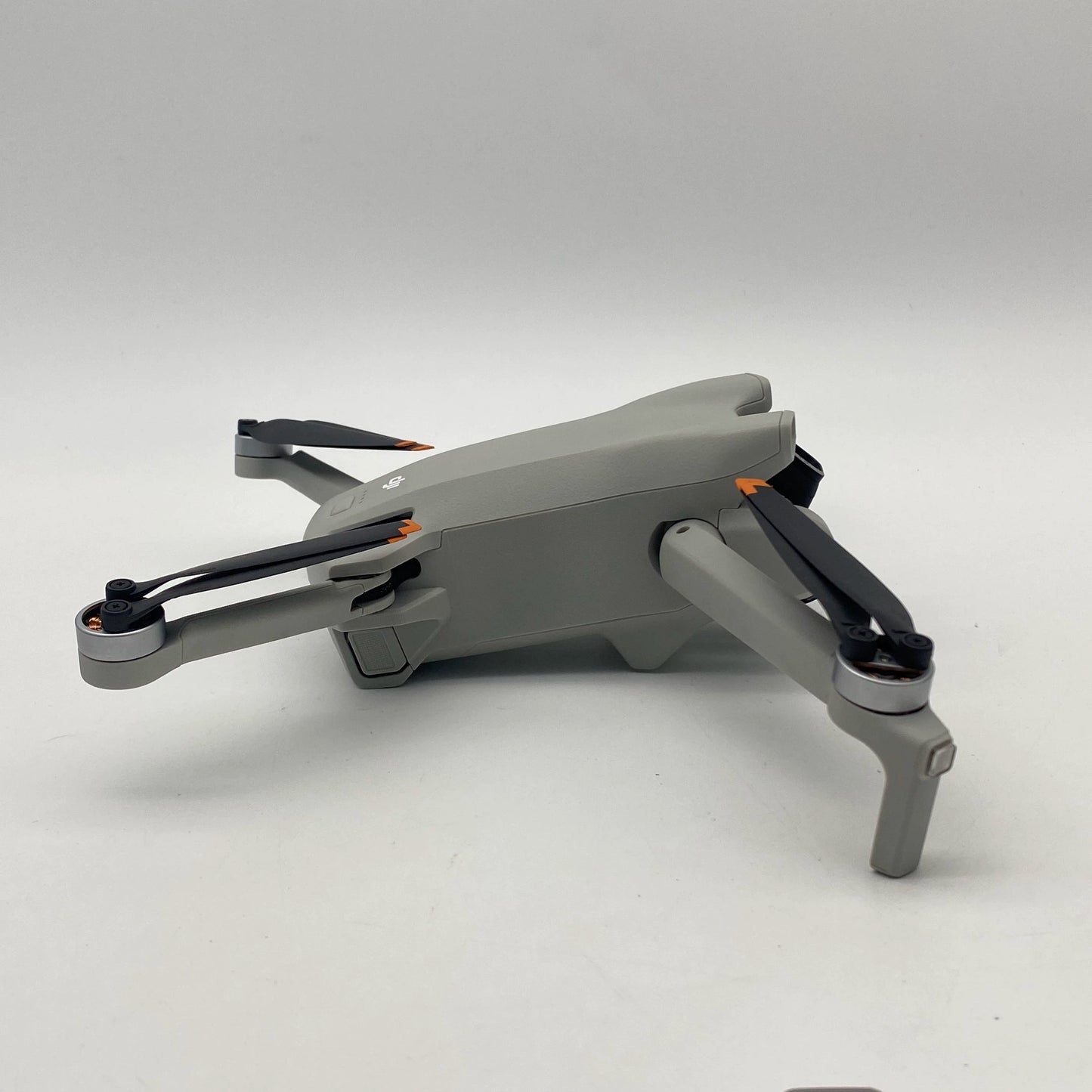 DJI Mini 3 with Standard Remote Controller - Excellent (95% New)