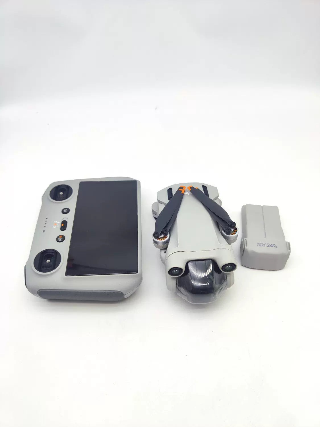 95% New (Like New) DJI mini3pro with Screen Standard Combo