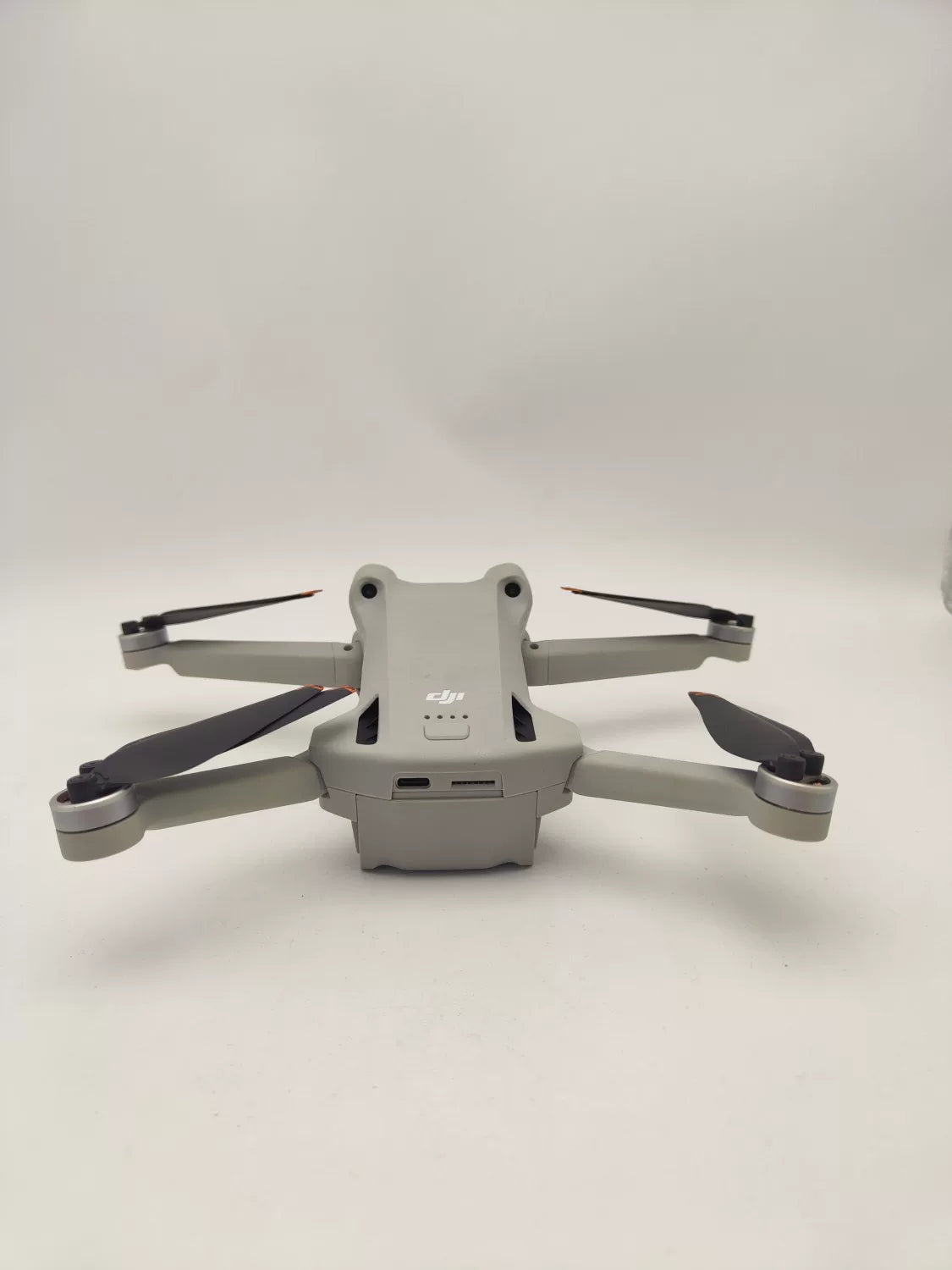 99% New (Mint) DJI Mini3pro with Screen Standard Combo
