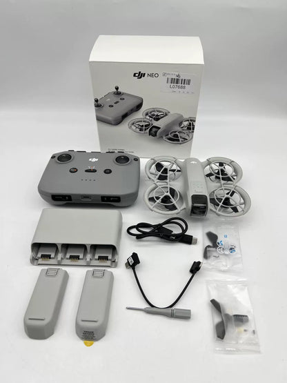 DJI Neo Fly More Combo