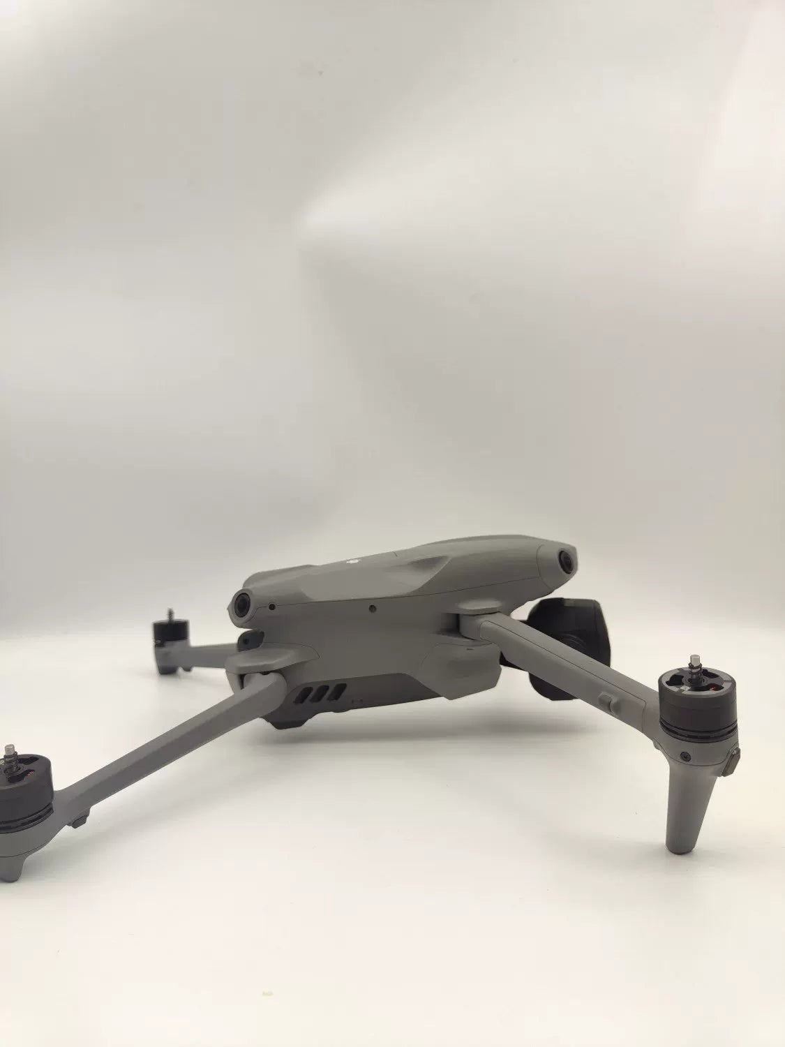 95% New (Like New) DJI air3s Fly More Combo with DJI Care Refresh