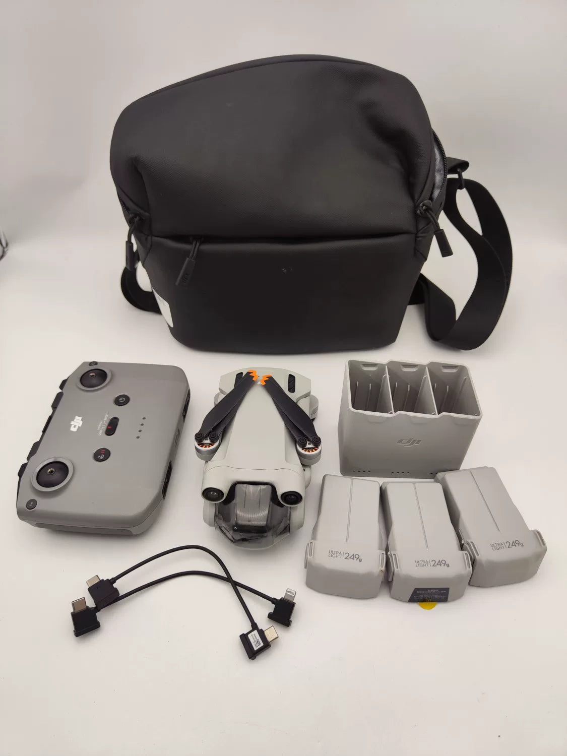 95% New (Like New) DJI Mini3pro Fly More Combo