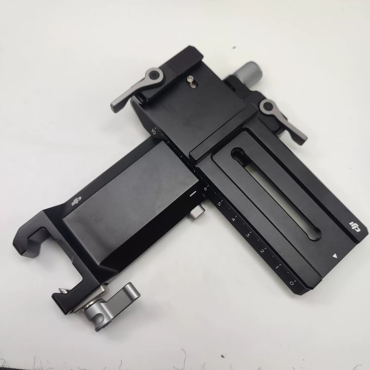 95% New (Like New) DJI Ronin RS 3 Standard Edition