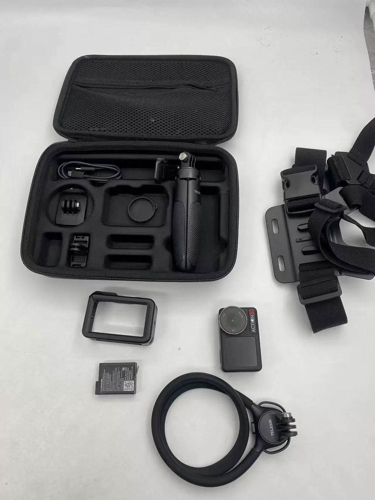 99% New (Mint) DJI Osmo Action 5 Pro – photo 1