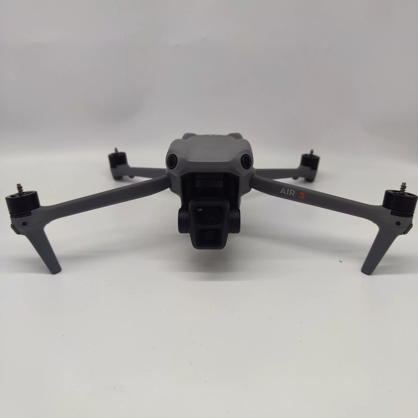 99% New (Mint) DJI Air 3 with Screen Standard Combo with DJI Care Refresh Body Not Activated