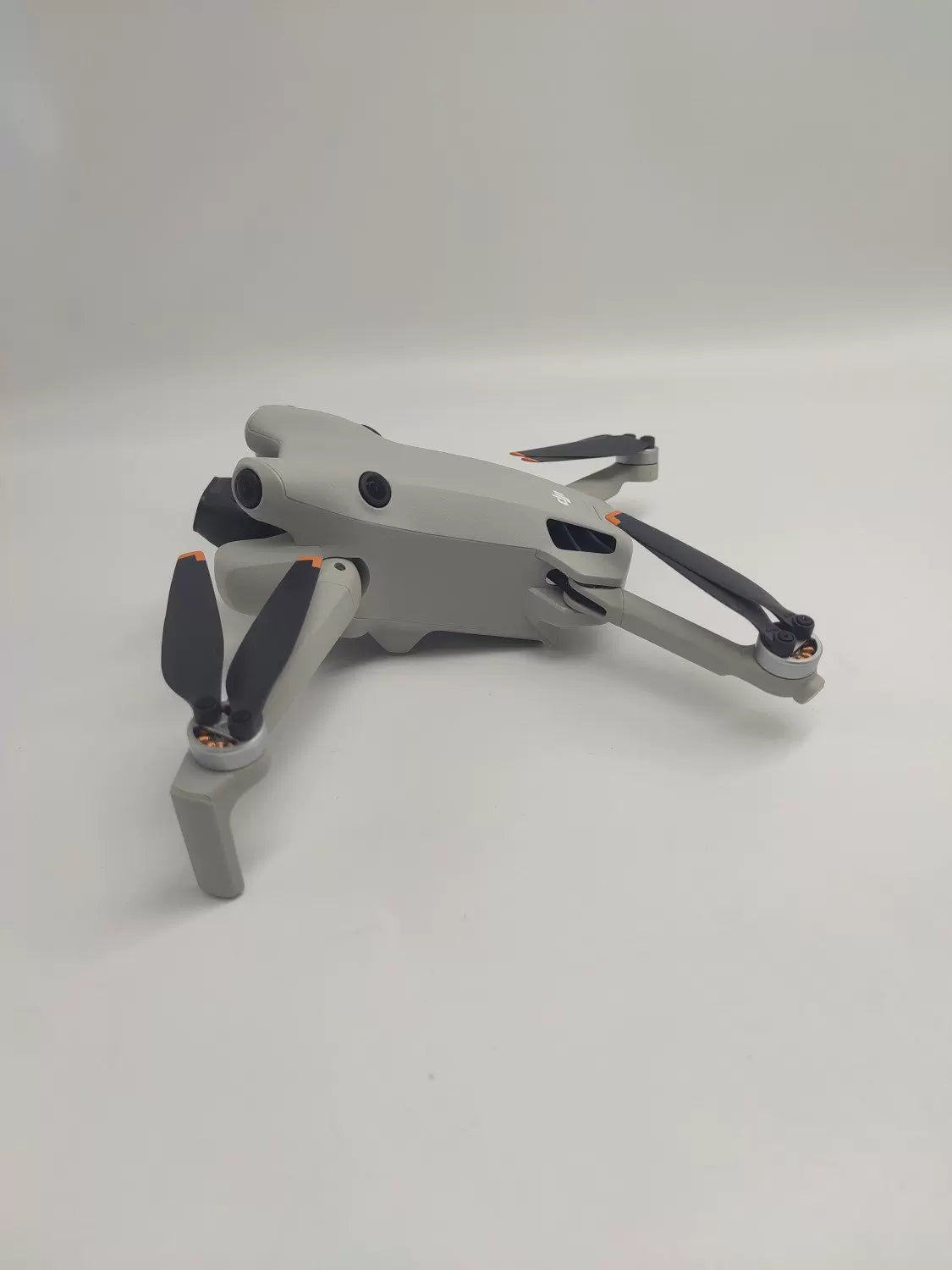 DJI Mini 4pro with Screen, Extended Battery Combo with DJI Care Refresh