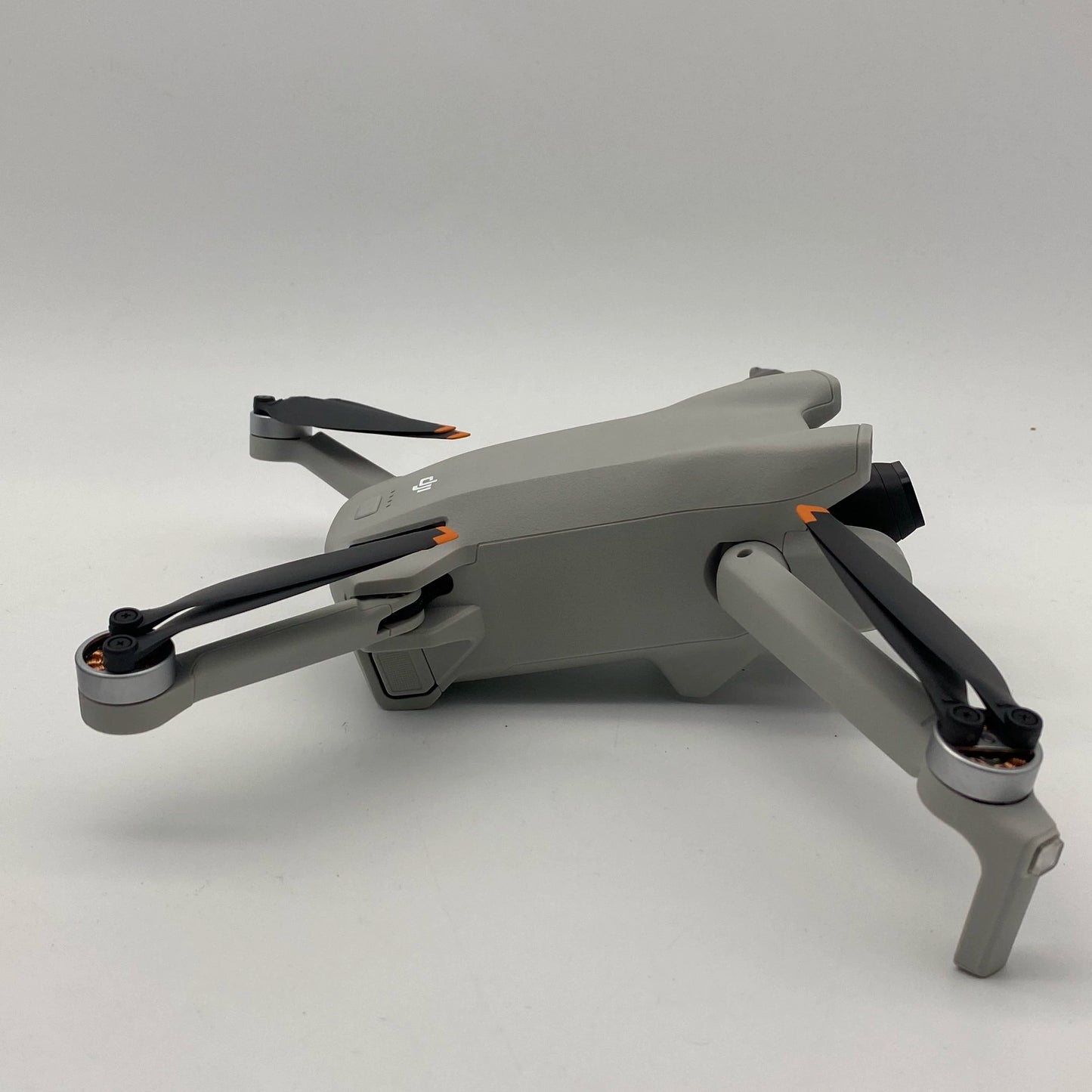 DJI Mini 3 with Screen Remote Controller - Like New (99%)